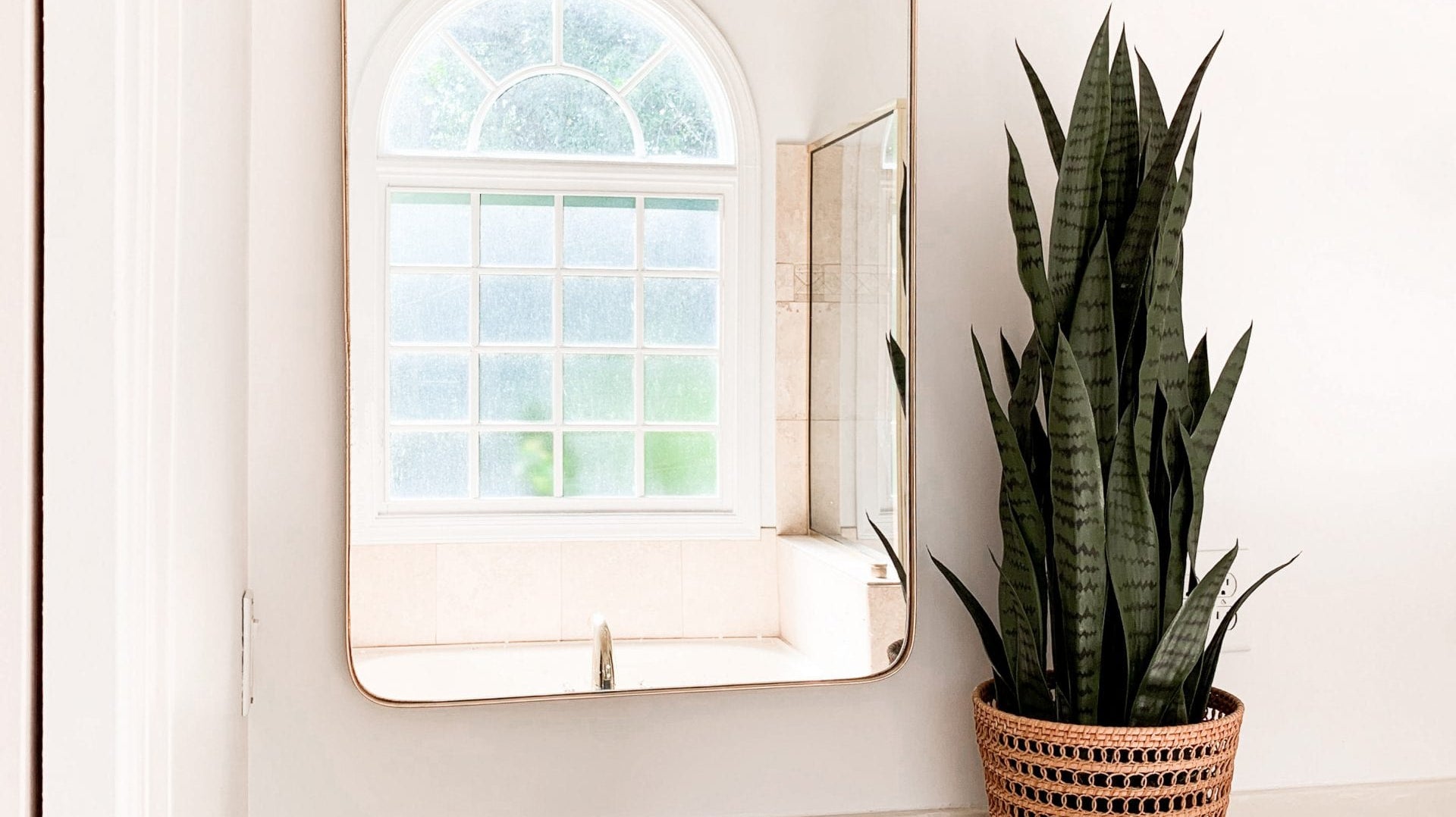 4 Strategic Ways to Add Natural Light to a Dark Room