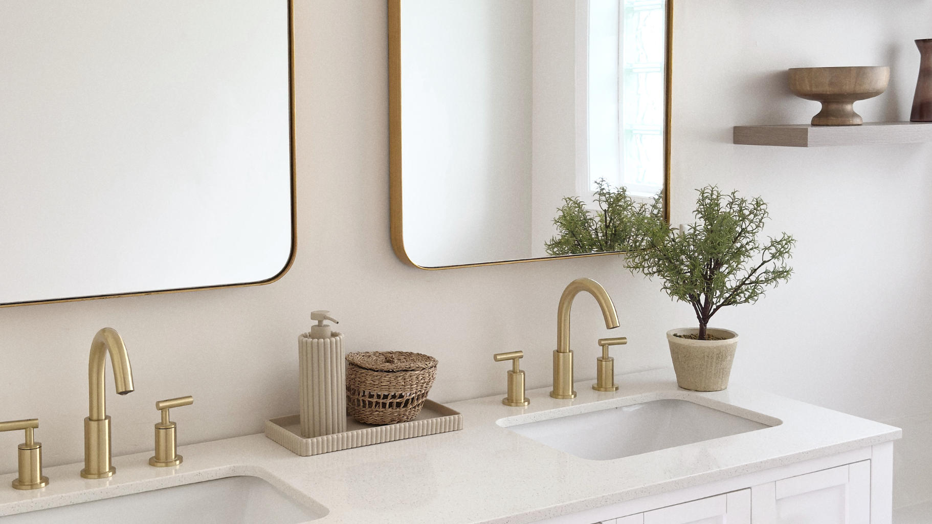 Single vs. Double Vanity: How to Choose the Right Fit for Your Bathroom