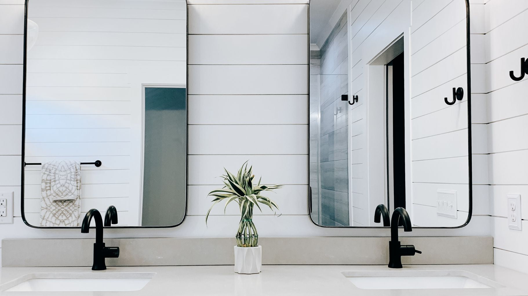 (Practical) Tips to Read Before Renovating Your Bathrooms & Closets