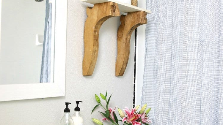 3 Reasons to Leave Love Notes on the Bathroom Mirror