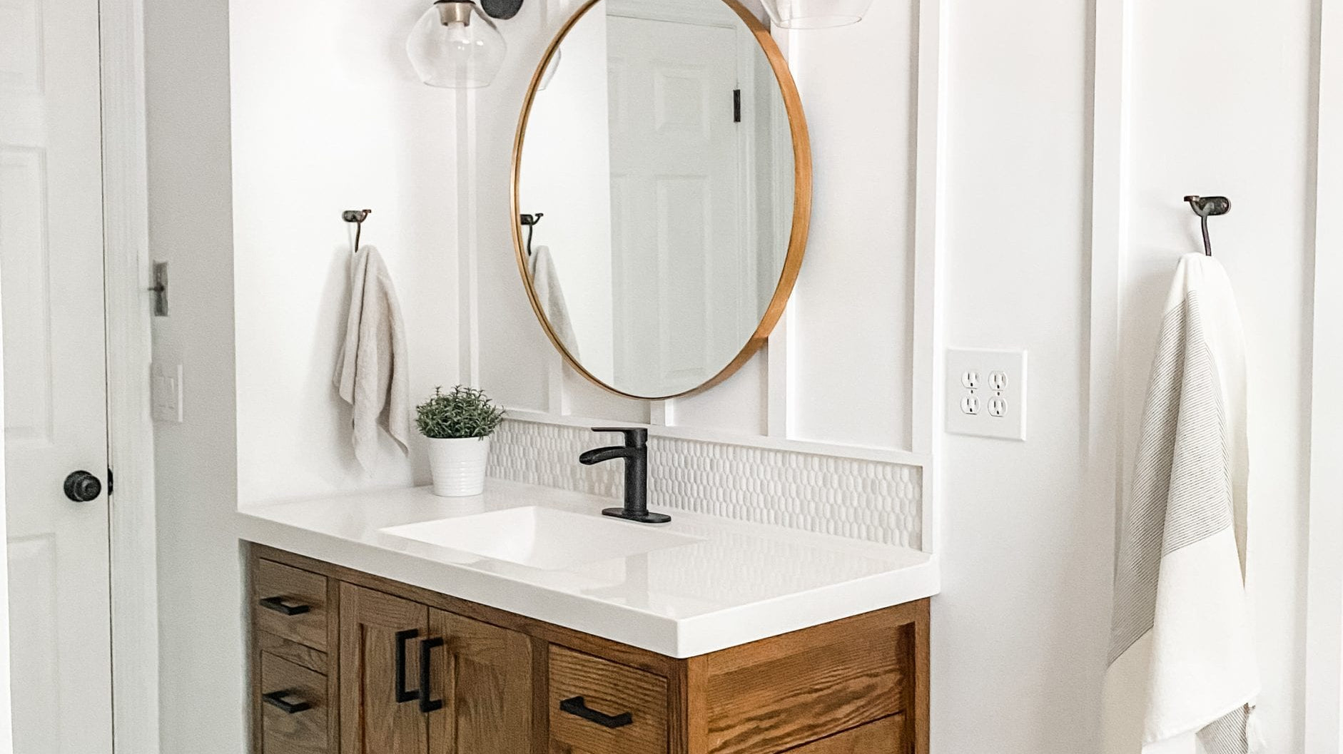 5 Tricks for Brightening a Dark Room