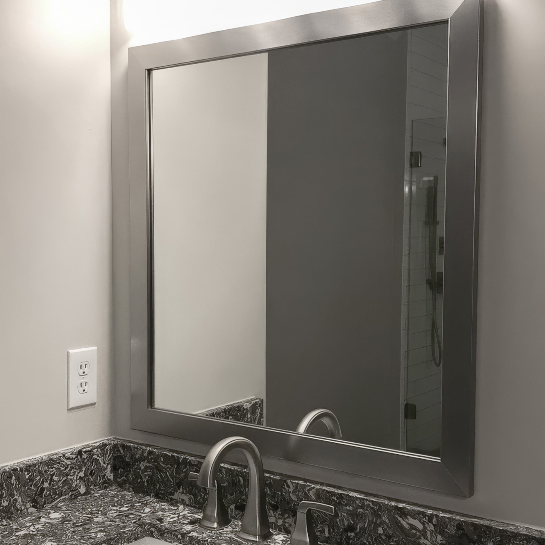 meade-silver-lifestyle-1.png