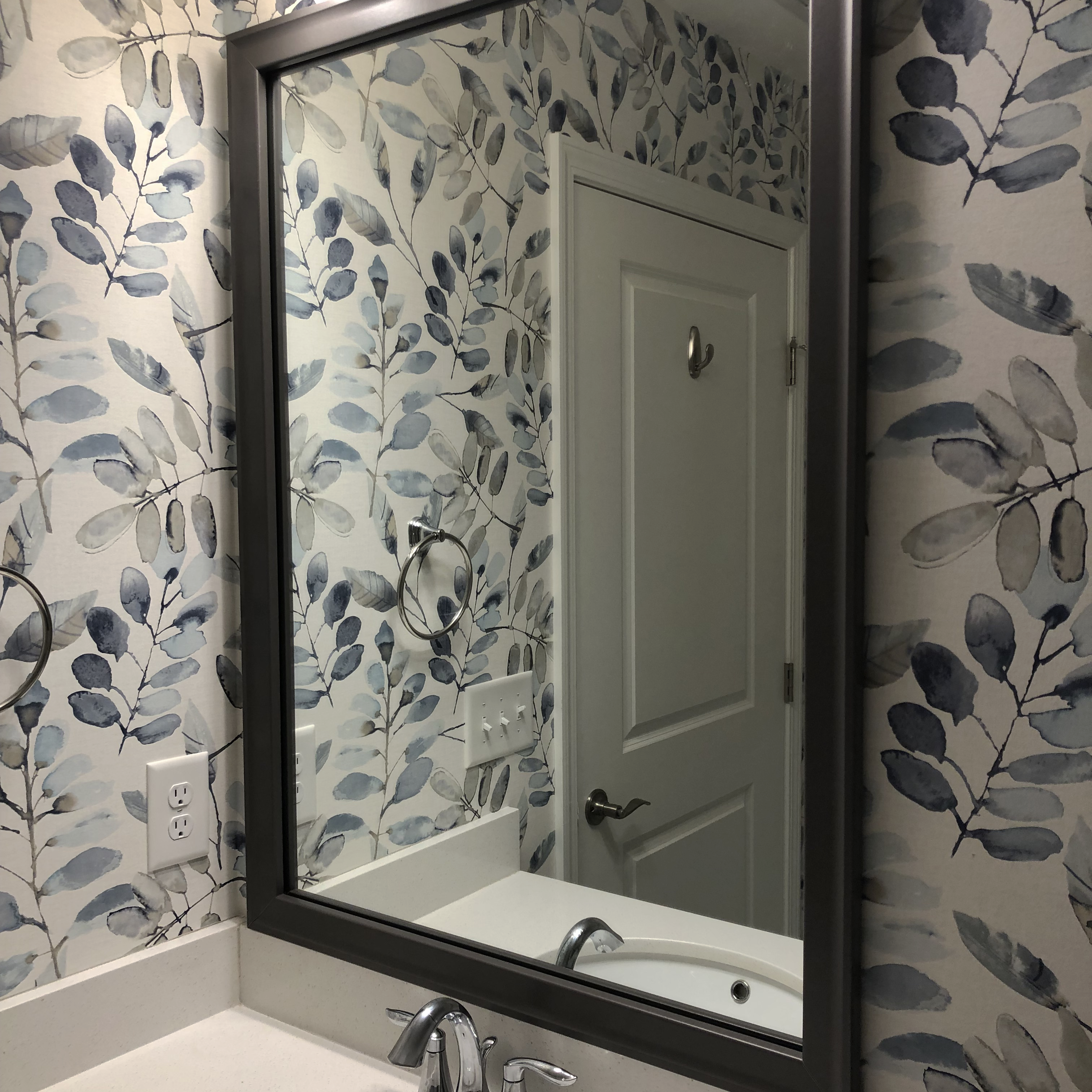 Avery Dark Gray Add A Frame