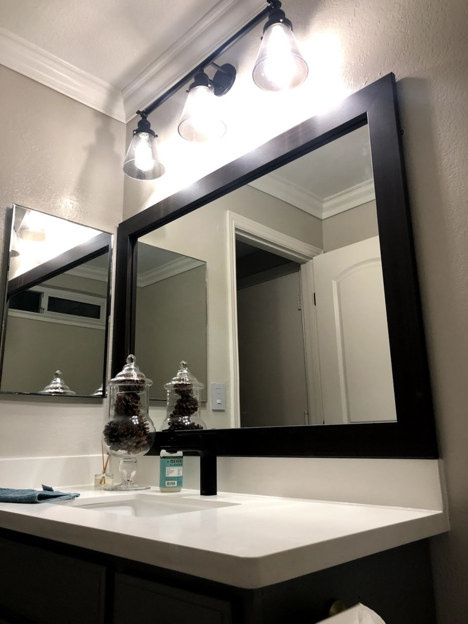 upton-dark-walnut-lifestyle-3.jpg