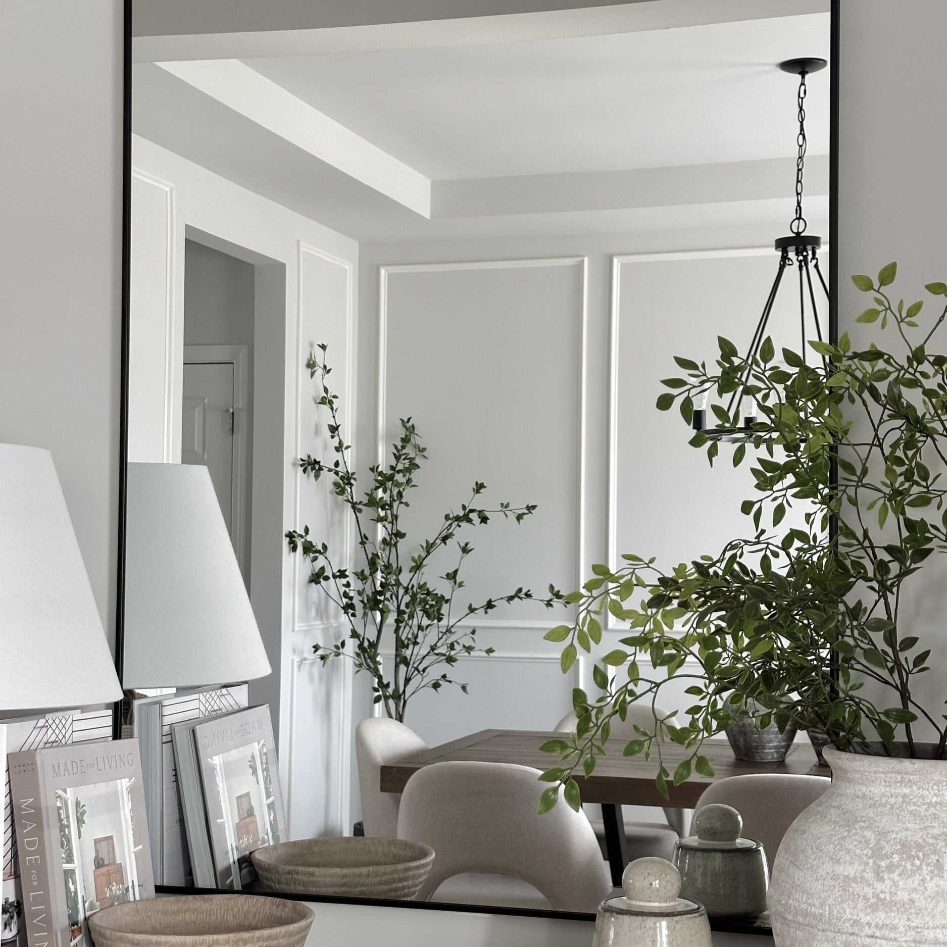 stanton-black-lifestyle-5.png