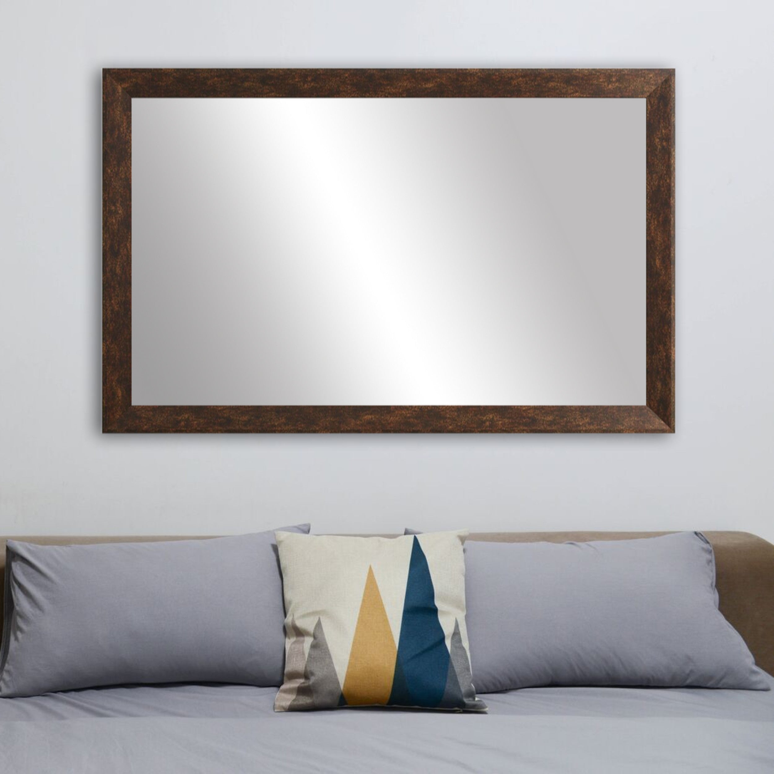 larue-bronze-lifestyle-4.png