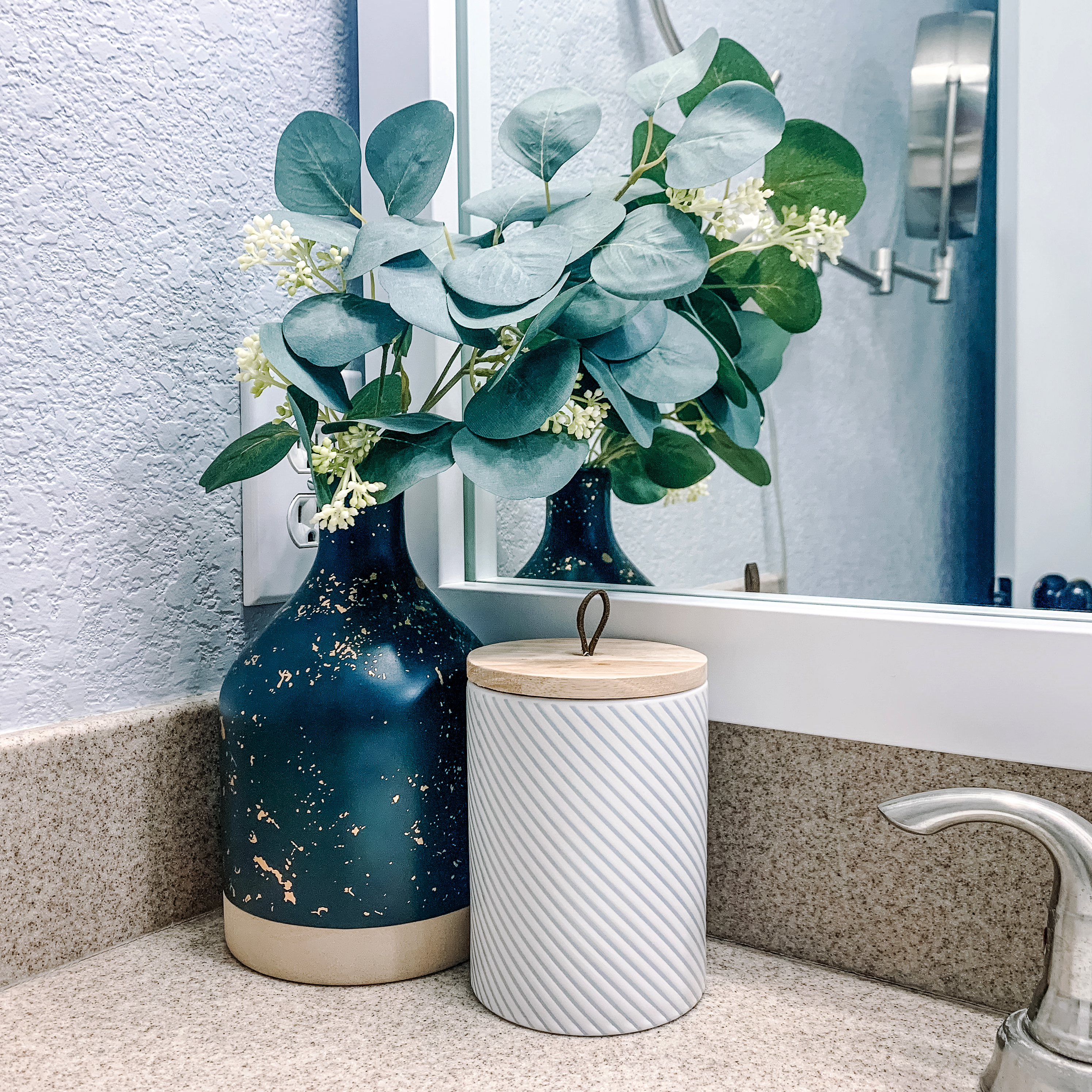 Weston Pure White Add A Frame