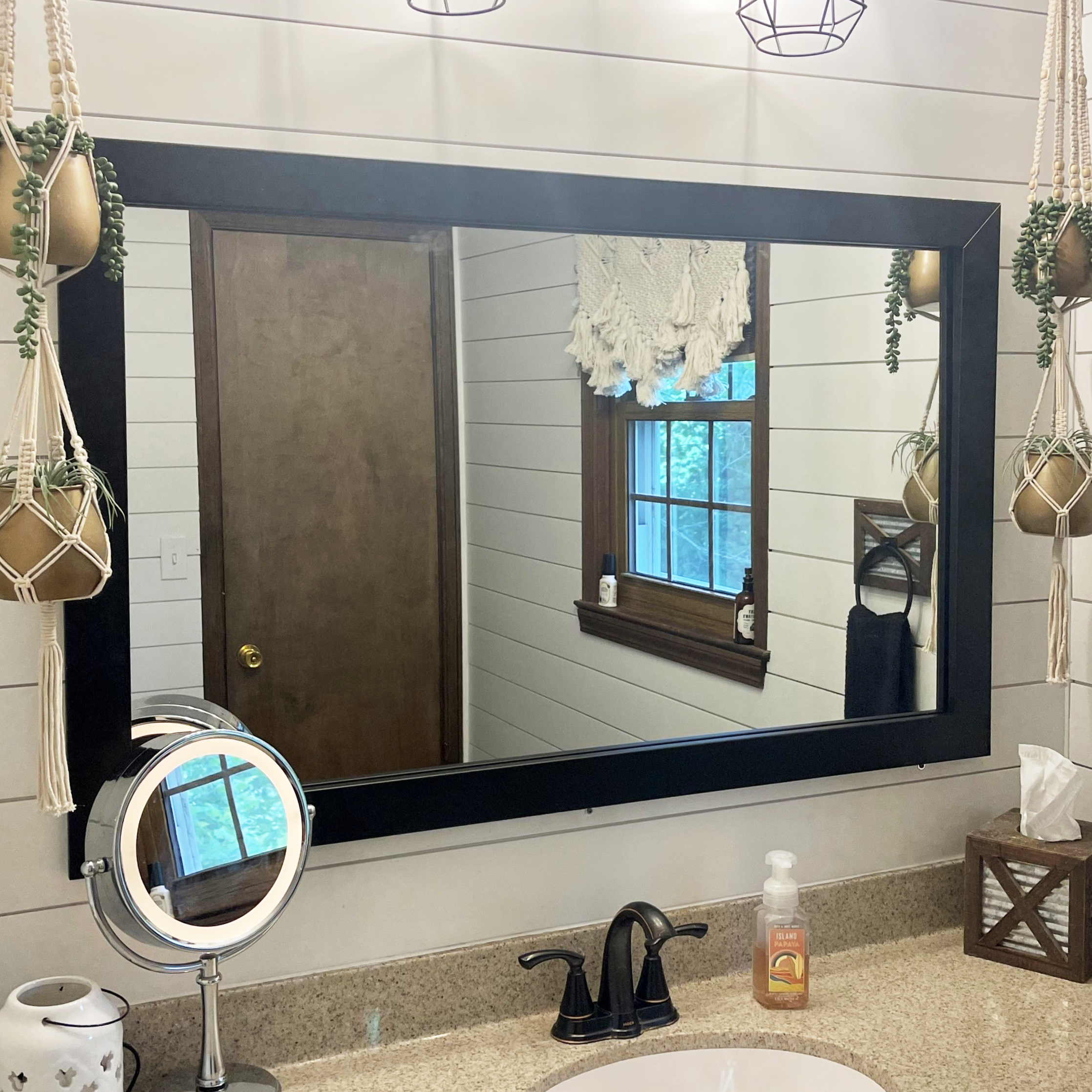 Berkshire Black Add A Frame