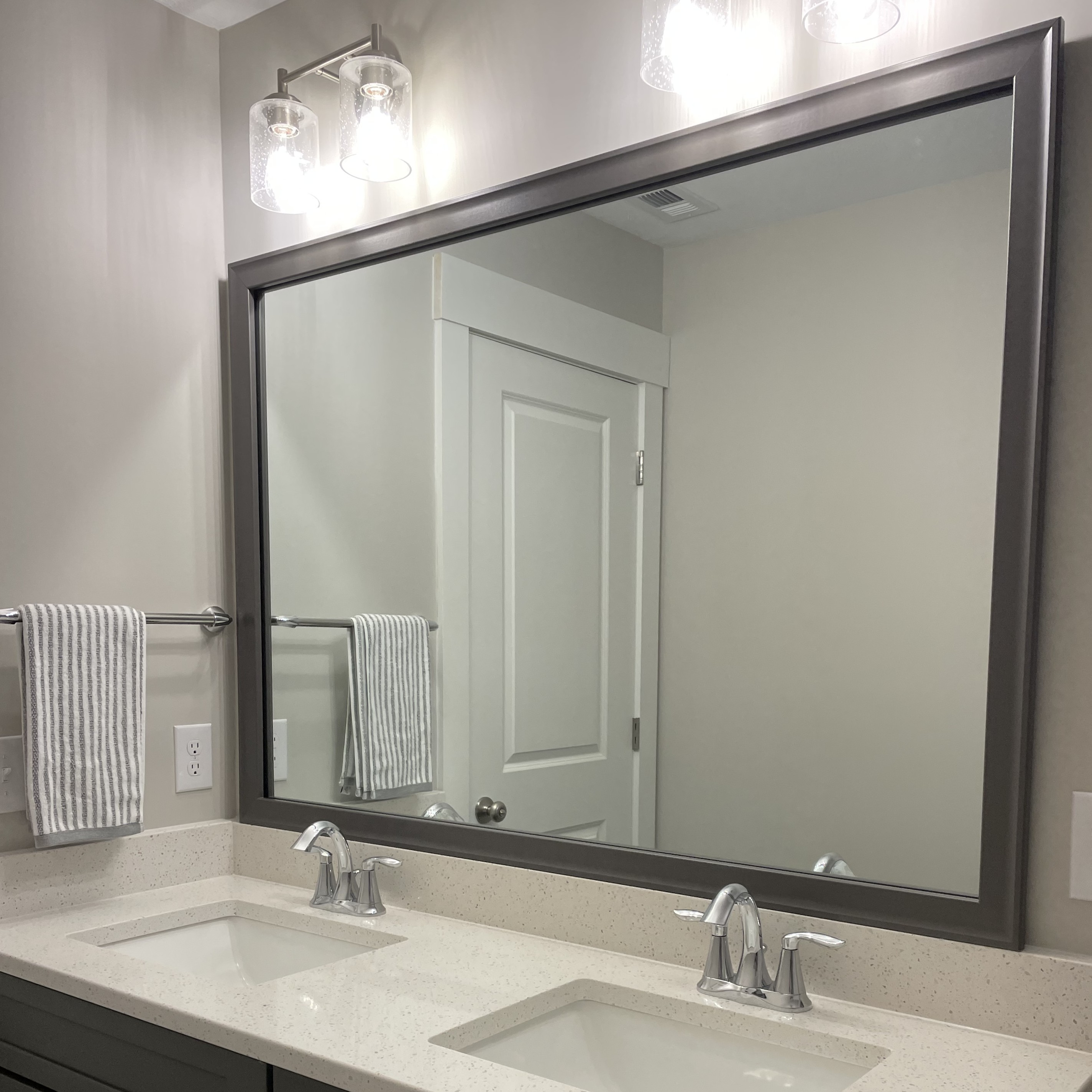 Avery Dark Gray Add A Frame