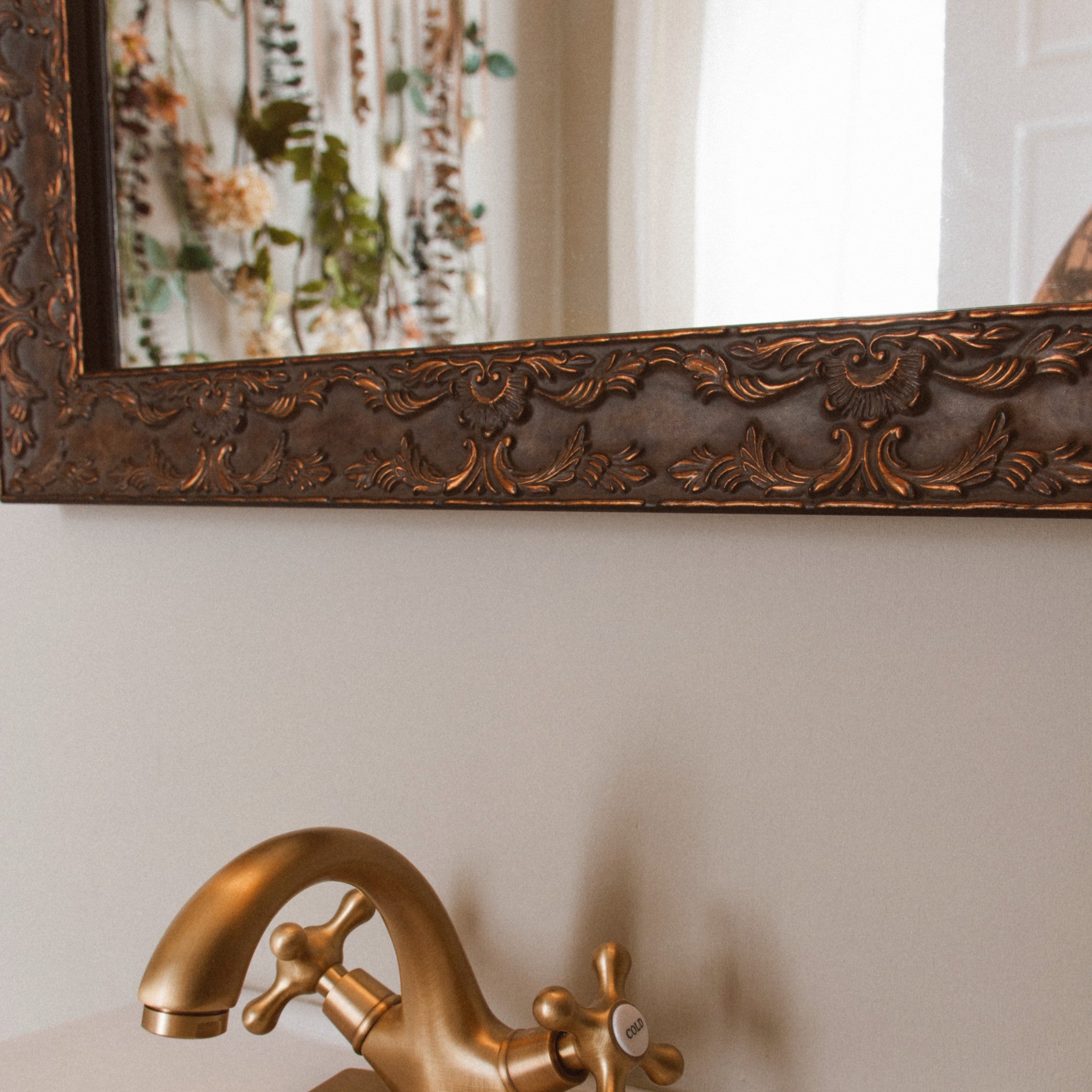 maricopa-bronze-lifestyle-2.png