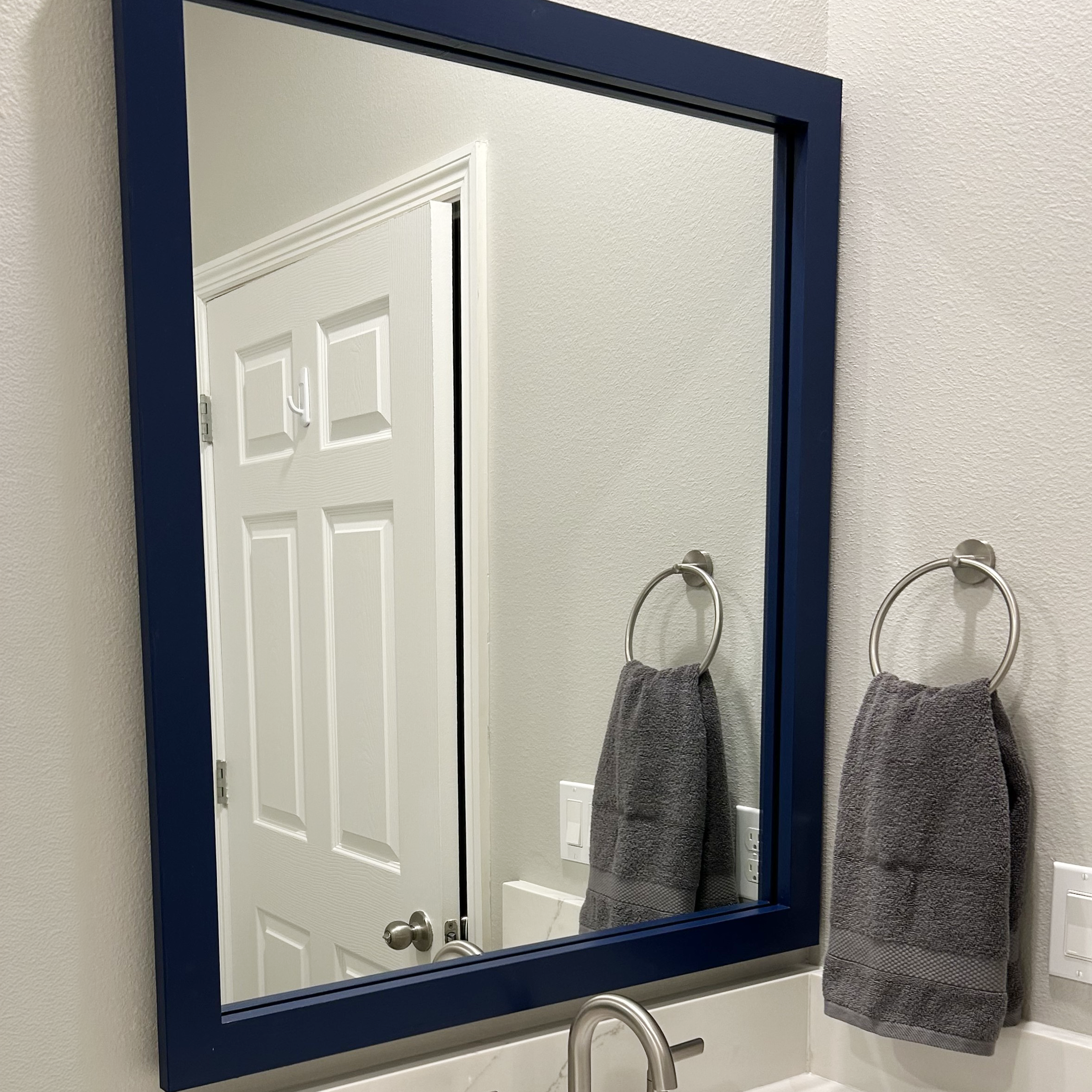 Weston Paintable Add A Frame