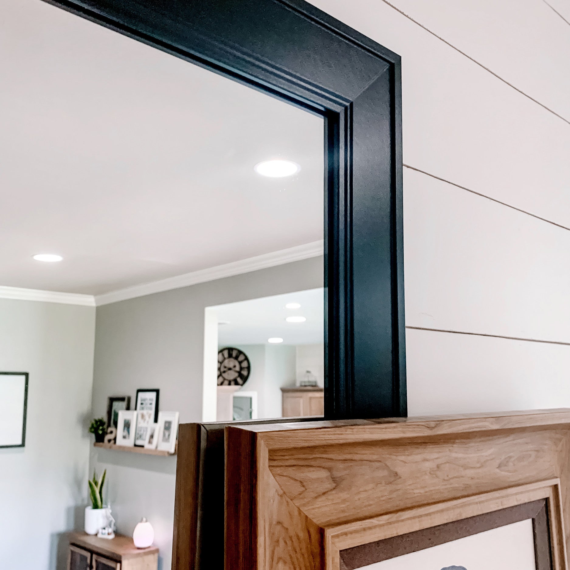 porter-black-lifestyle-2.png