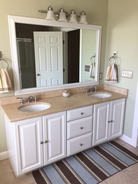 Customer Photo: Dream Bathroom with the Humbolt Reverse Frame in White