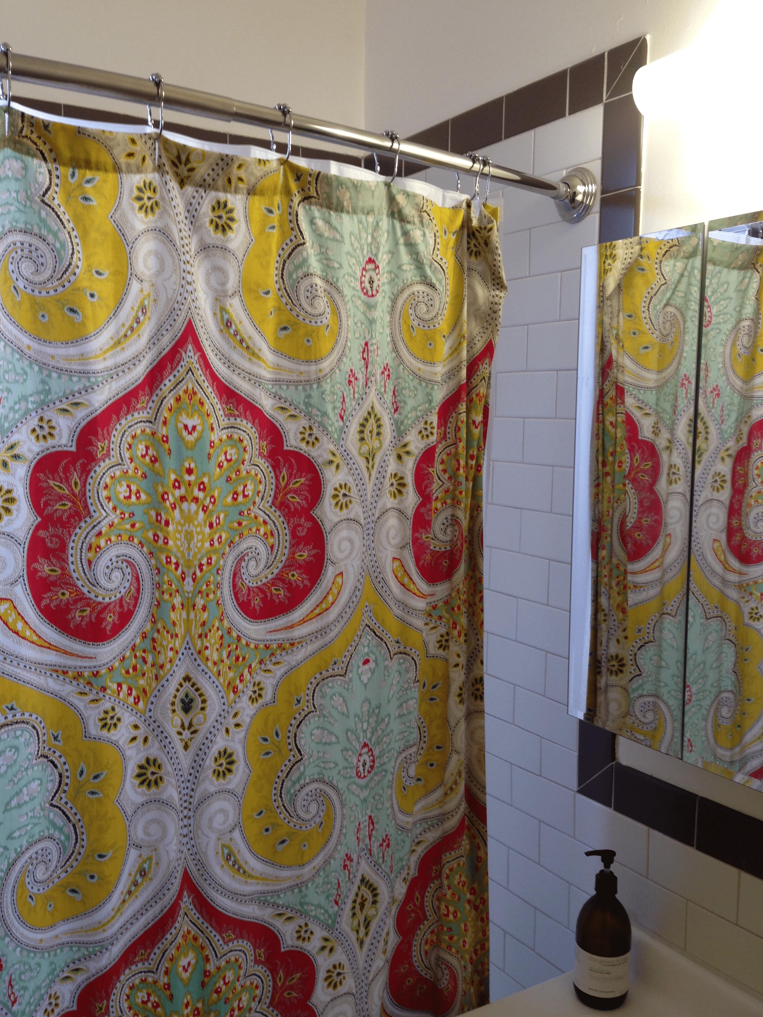 Maximize Space in Your Bathroom with a Curved Shower Rod