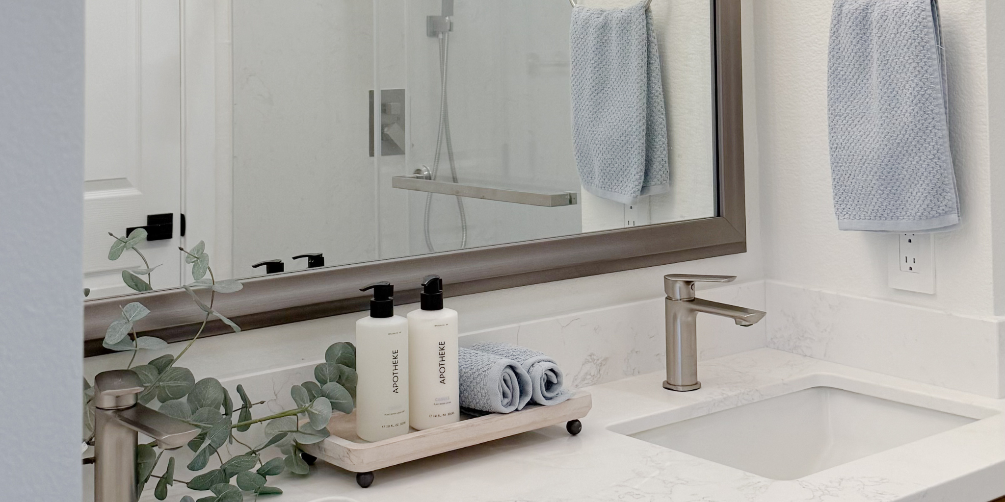 The Minimalist Bathroom: 7 Ways to Create a More Intentional Space