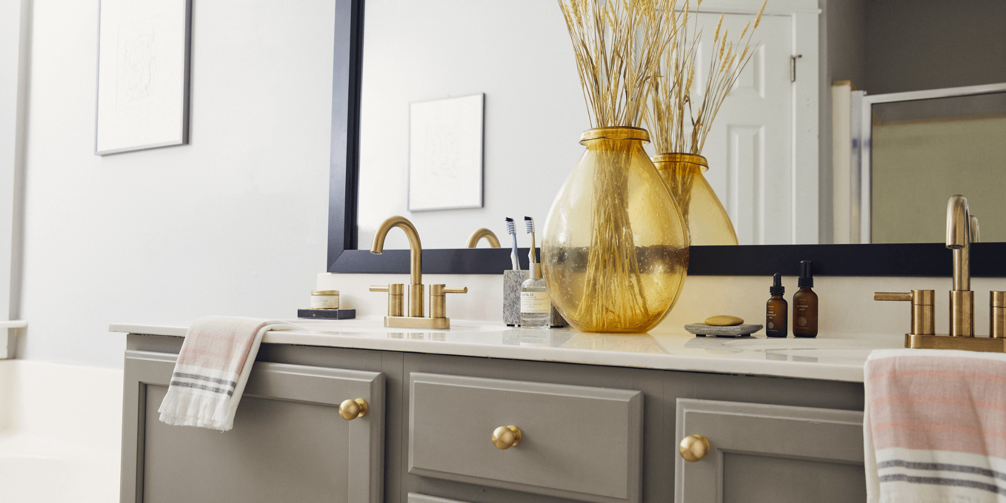 bathroom hardware