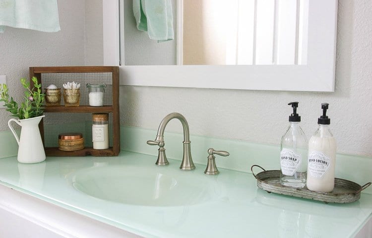 3 Hidden Benefits of Framing Bathroom Mirrors