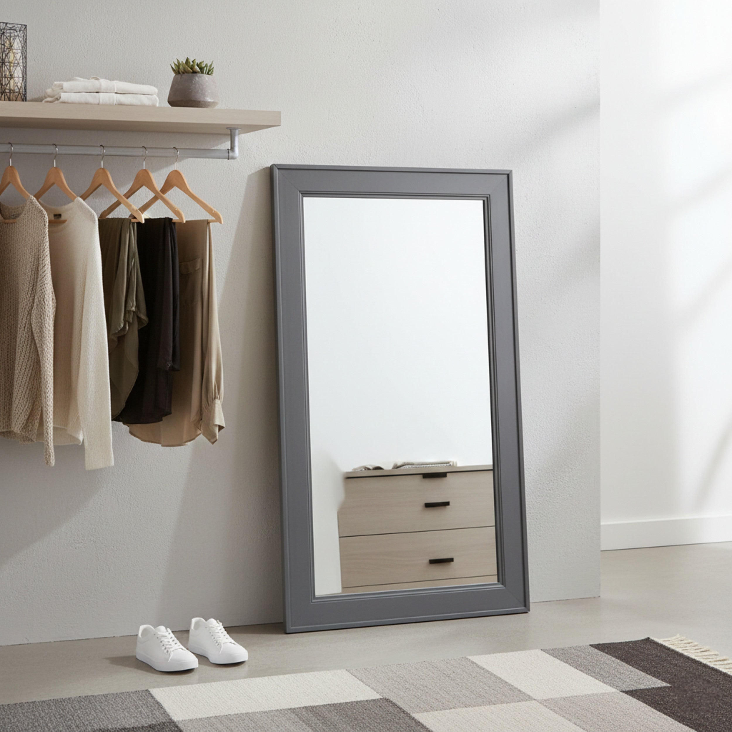 porter-dark-gray-lifestyle-4.png