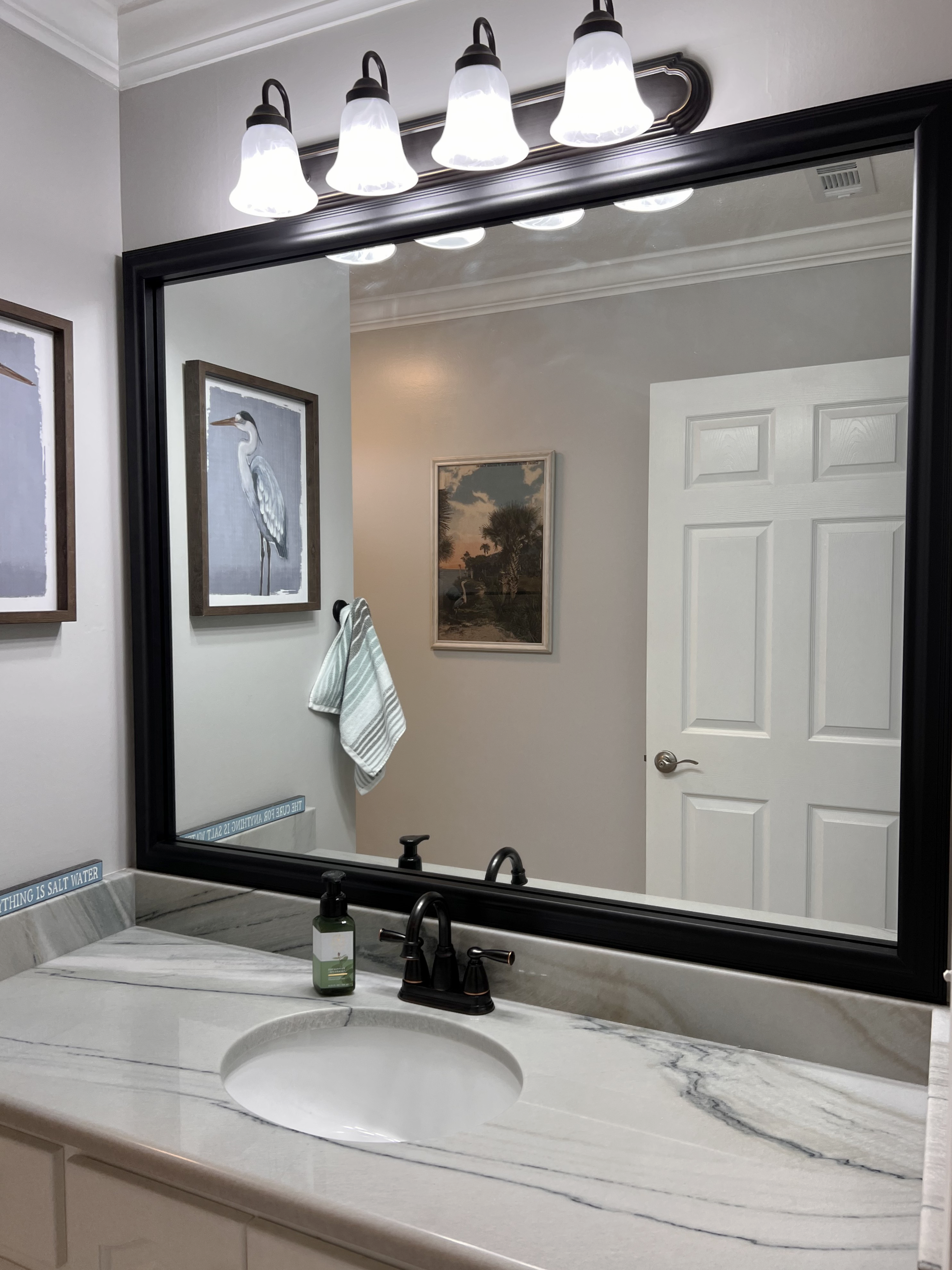 Carson Black Add A Frame
