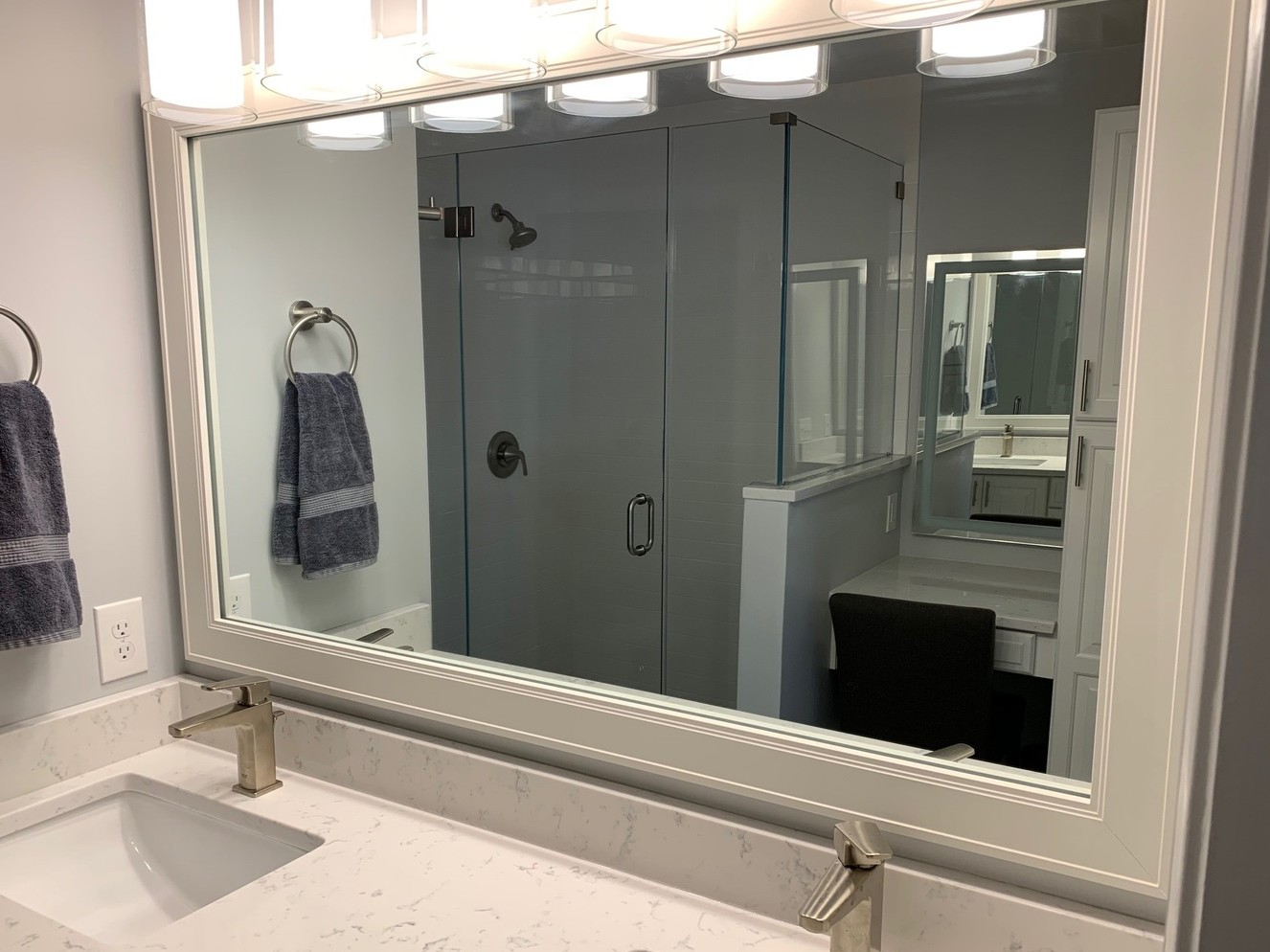 Eastland White Add A Frame