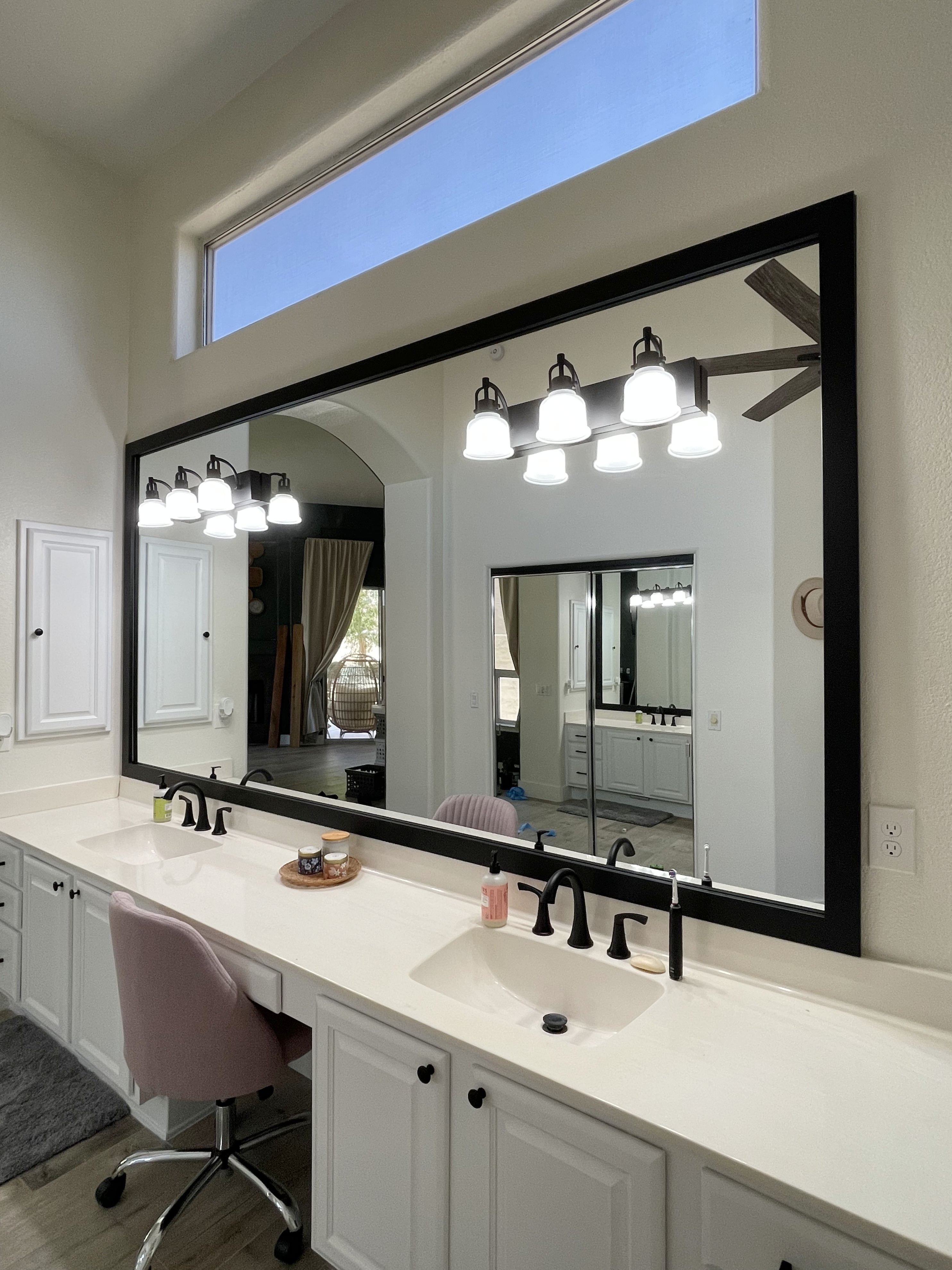 Berkshire Black Add A Frame