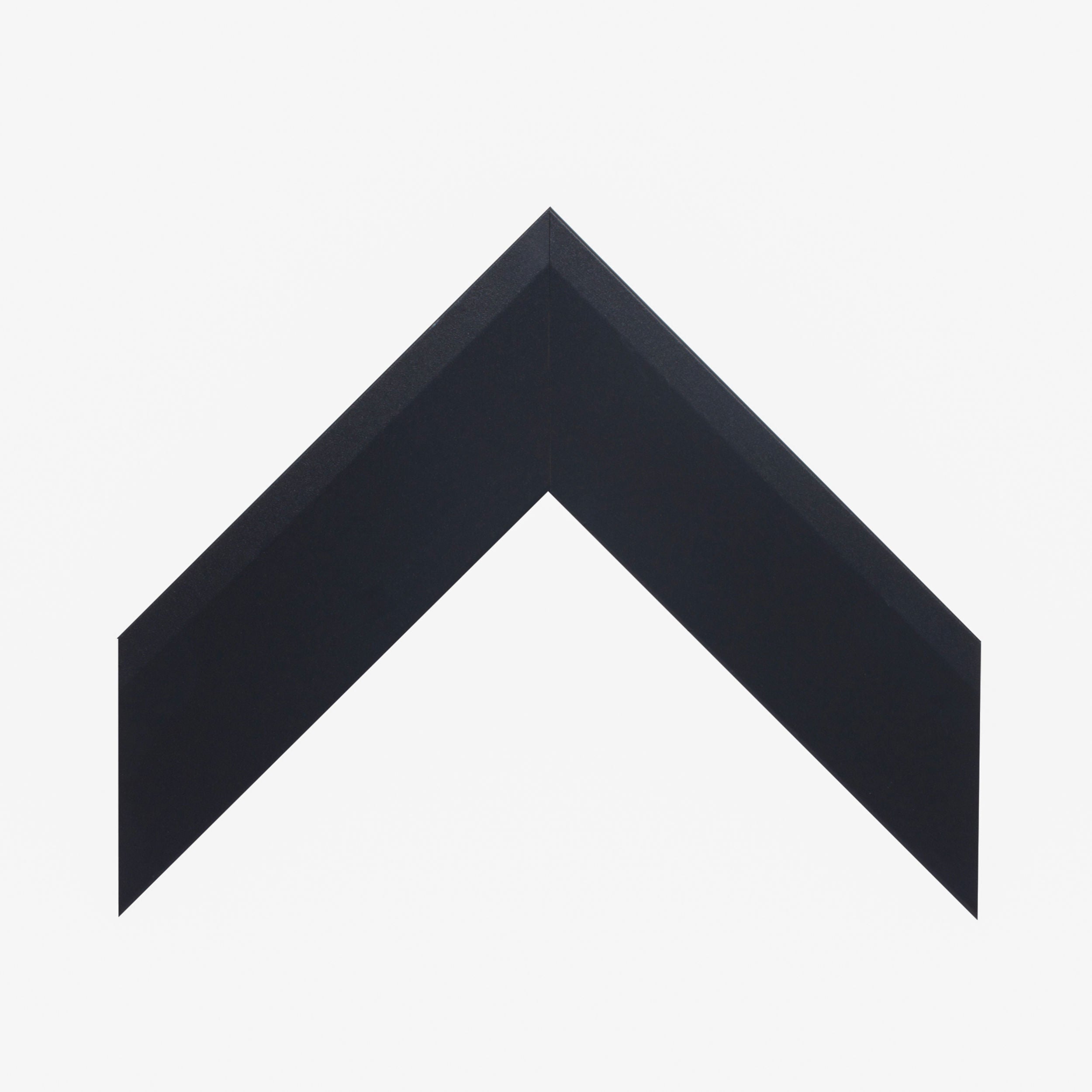 larue-black-corner.jpg