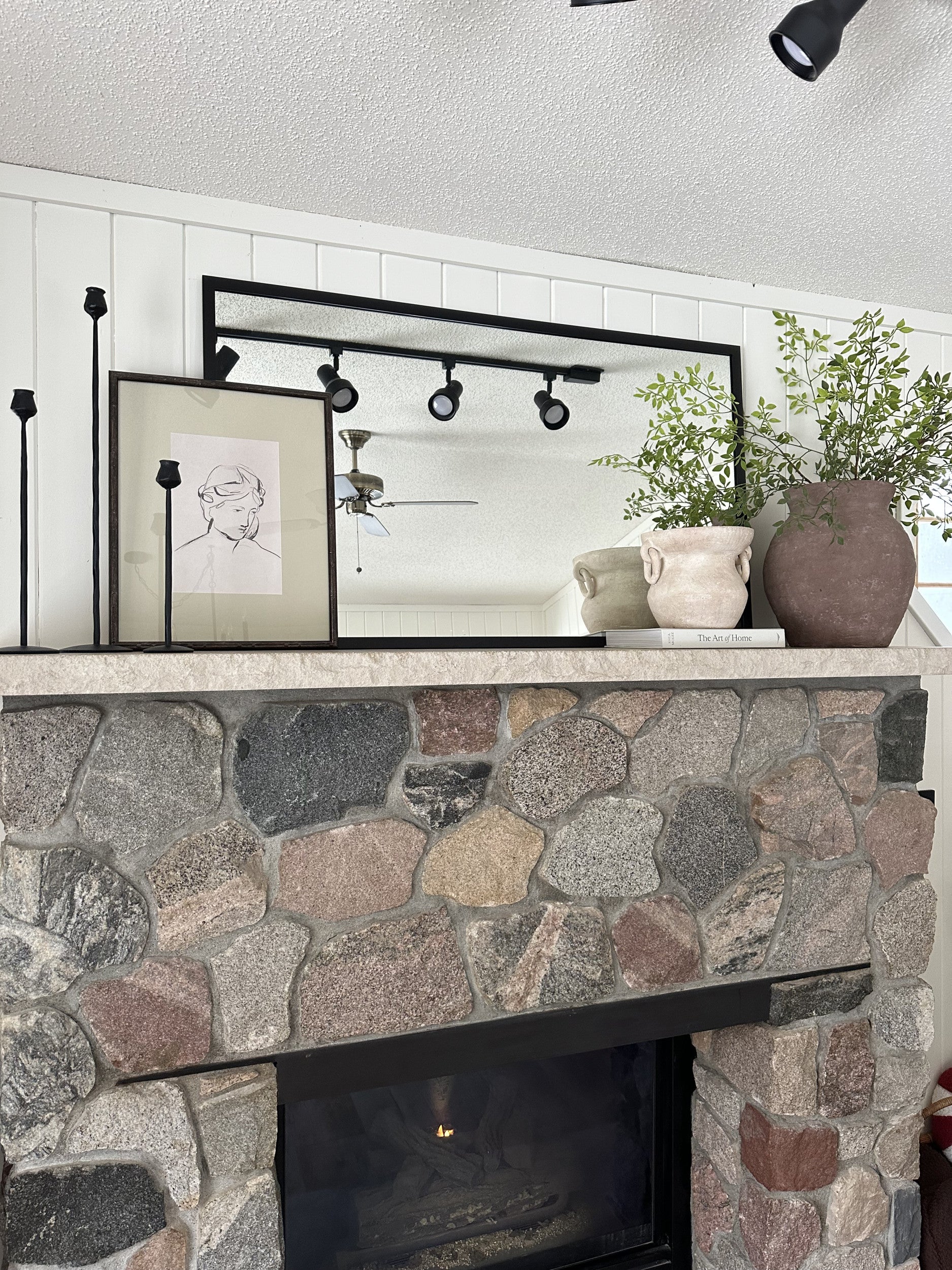 windham-black-lifestyle-5.png