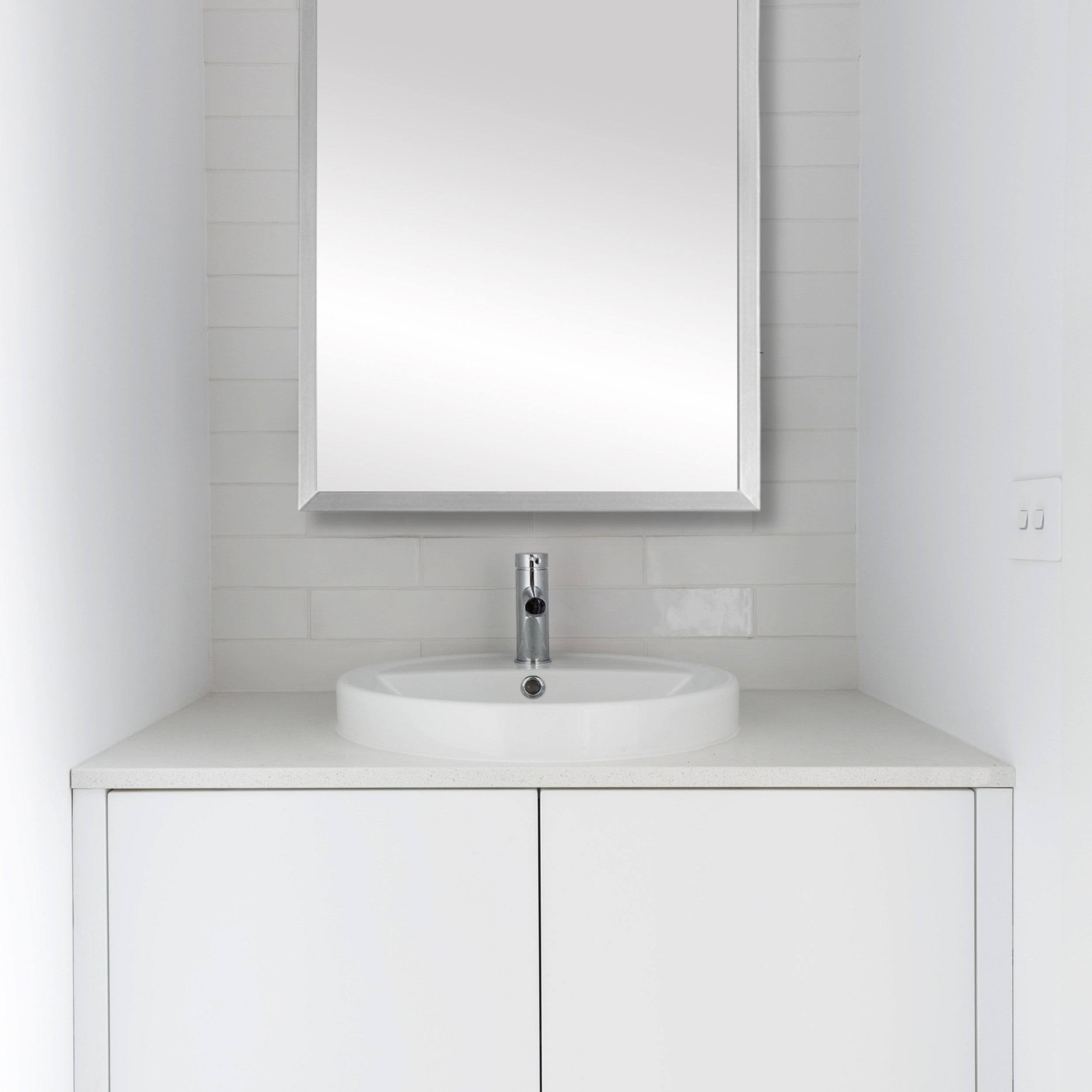 ellis-brushed-chrome-lifestyle-5.png