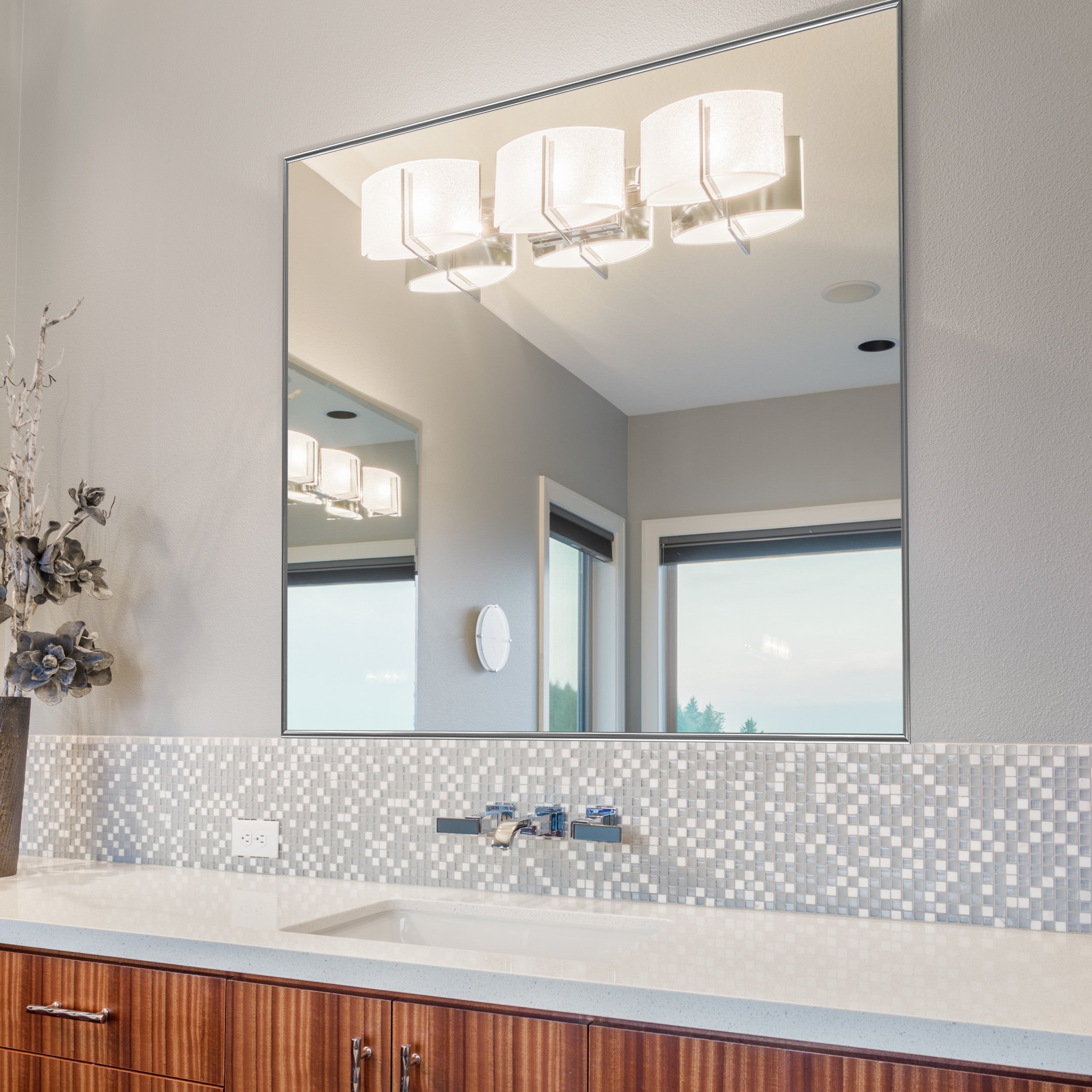 stanton-satin-nickel-lifestyle-1.png