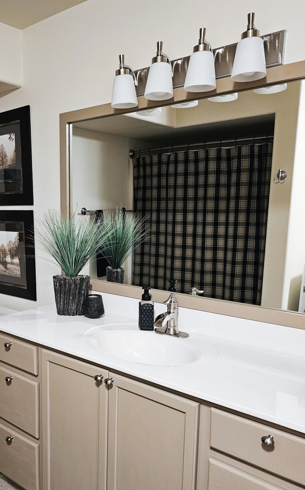 Weston Paintable Add A Frame