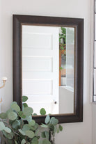 ventura-bronze-lifestyle-2.png