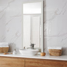 larue-white-lifestyle-5.png