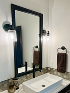 Avery Black Add A Frame
