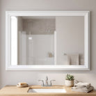 woodford-white-lifestyle-2.png