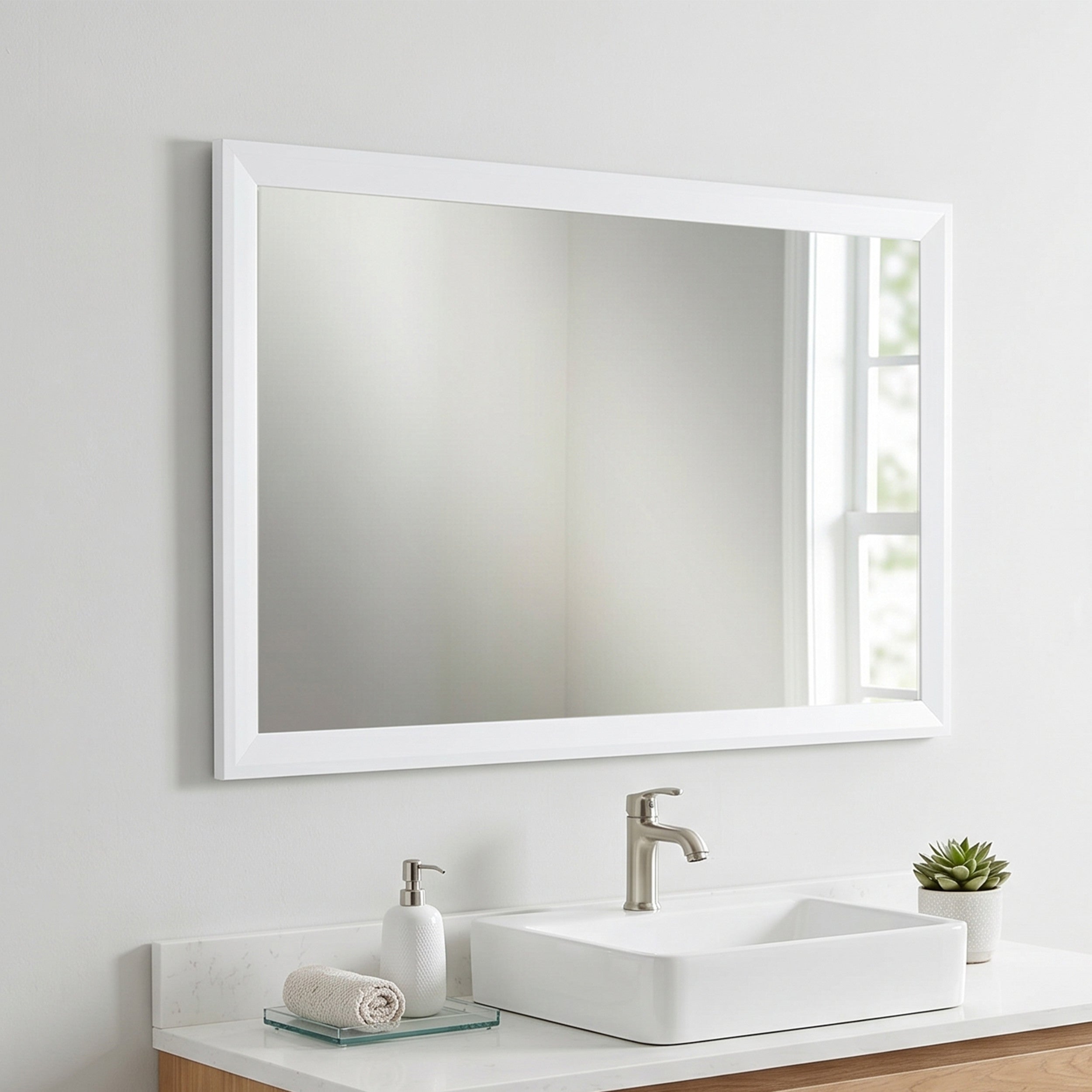 larue-white-lifestyle-3.png