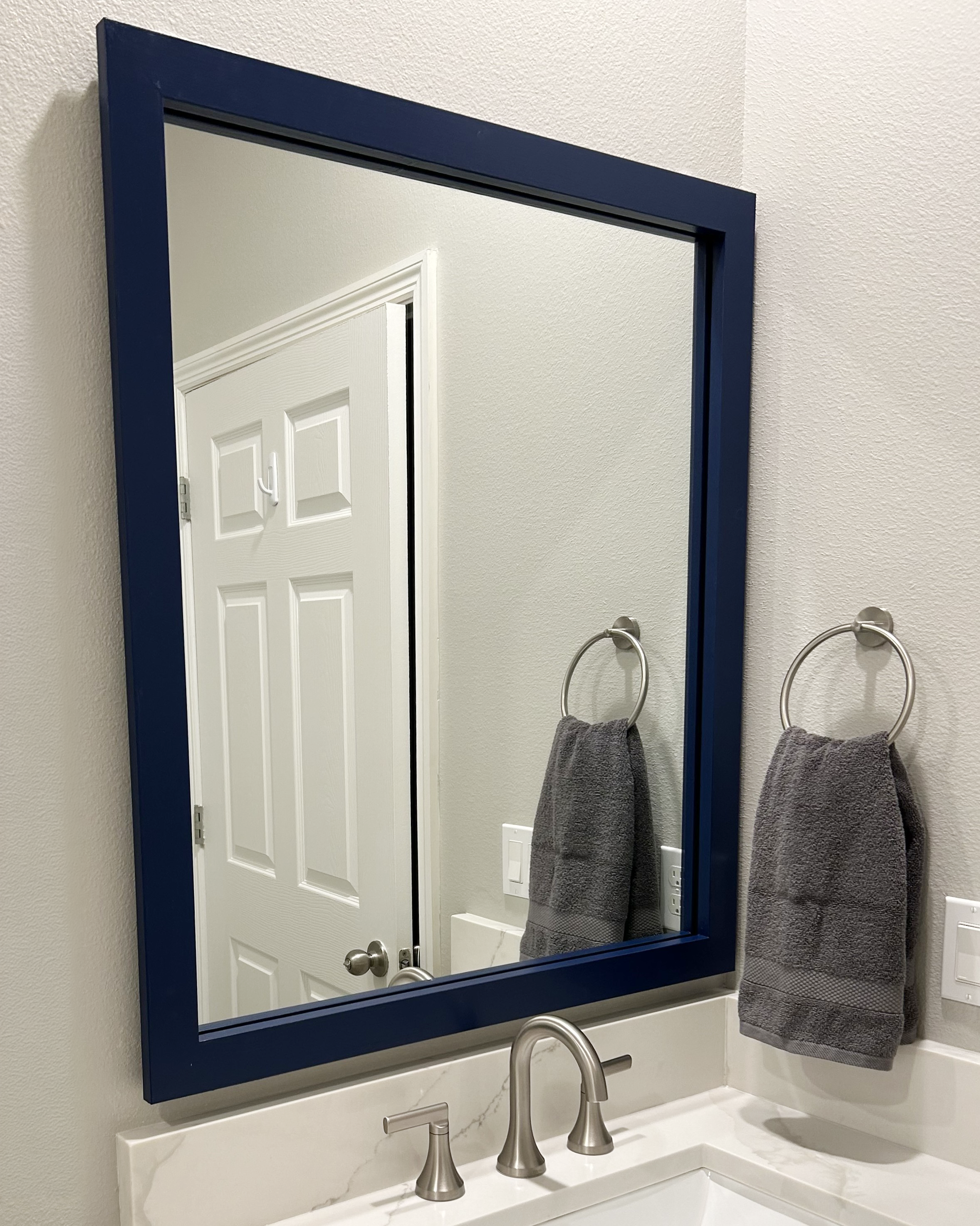 Weston Paintable Add A Frame