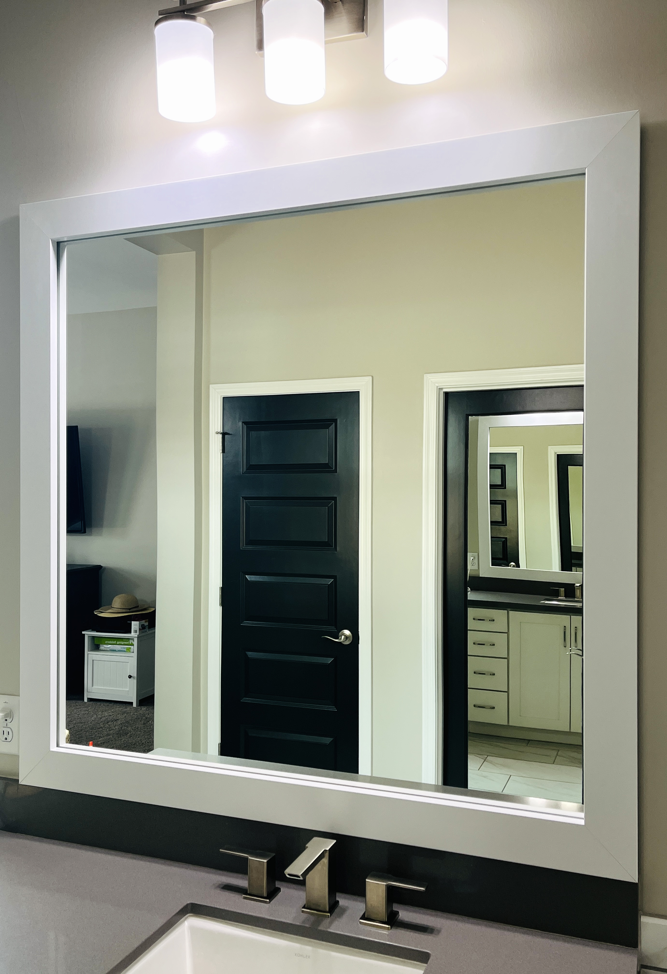 Upton Pure White Add A Frame