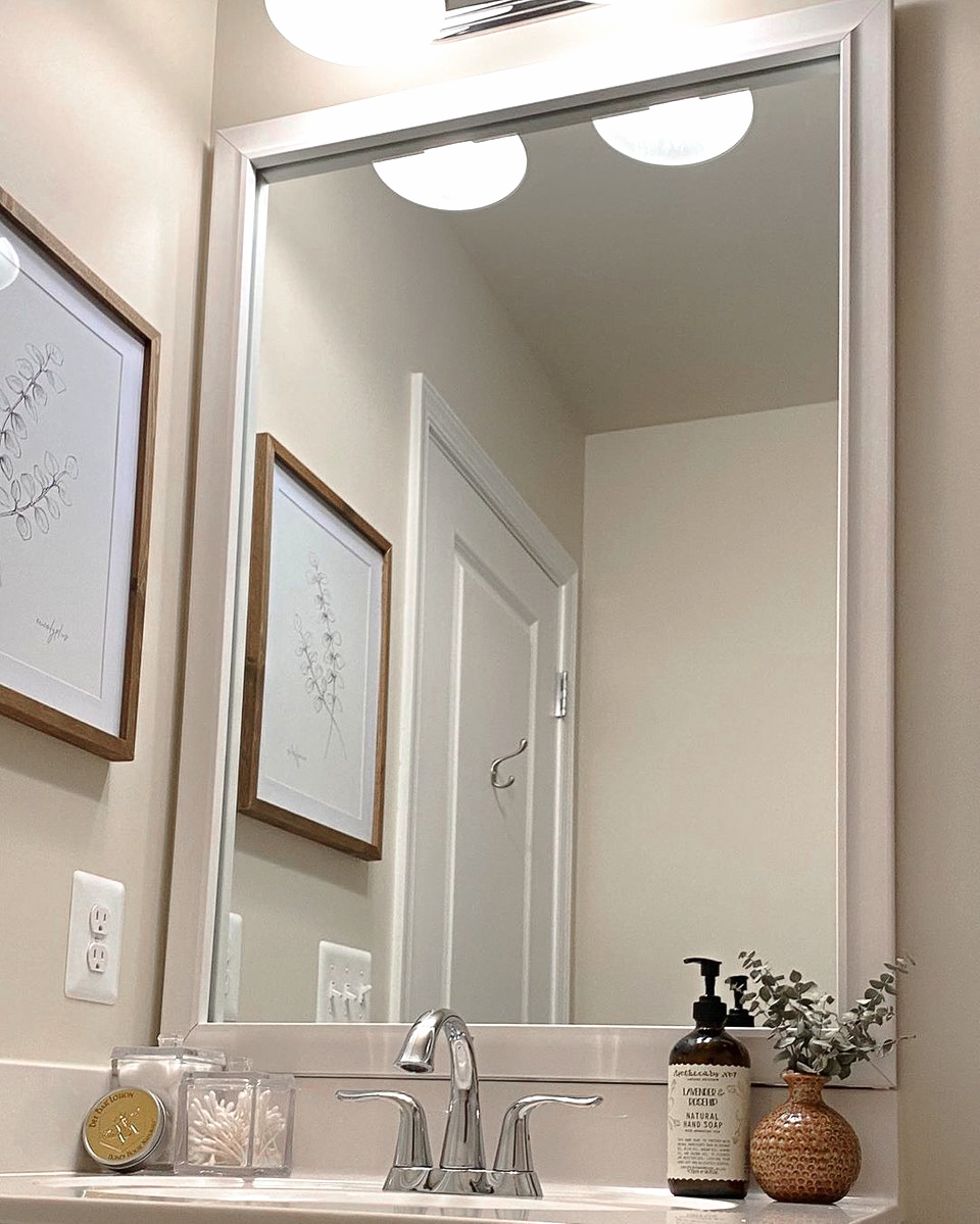 Avery Pure White Add A Frame