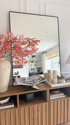 stanton-black-lifestyle-4.png
